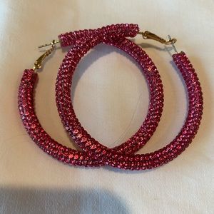 Fashion earrings as shown. Fast shipping. Offers welcomed.